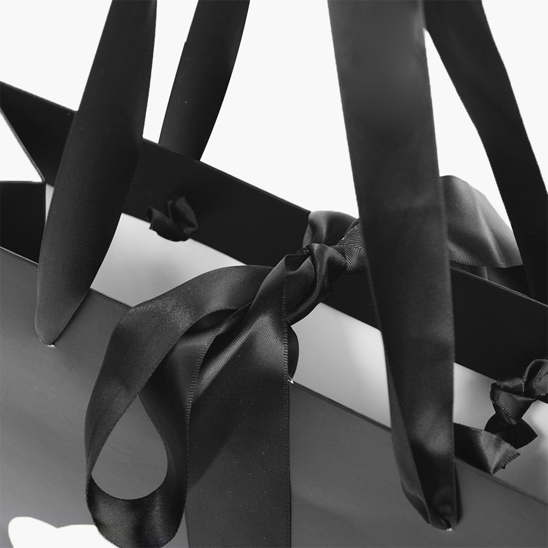 Handle Knotted with Ribbon Material:Silk Ribbon