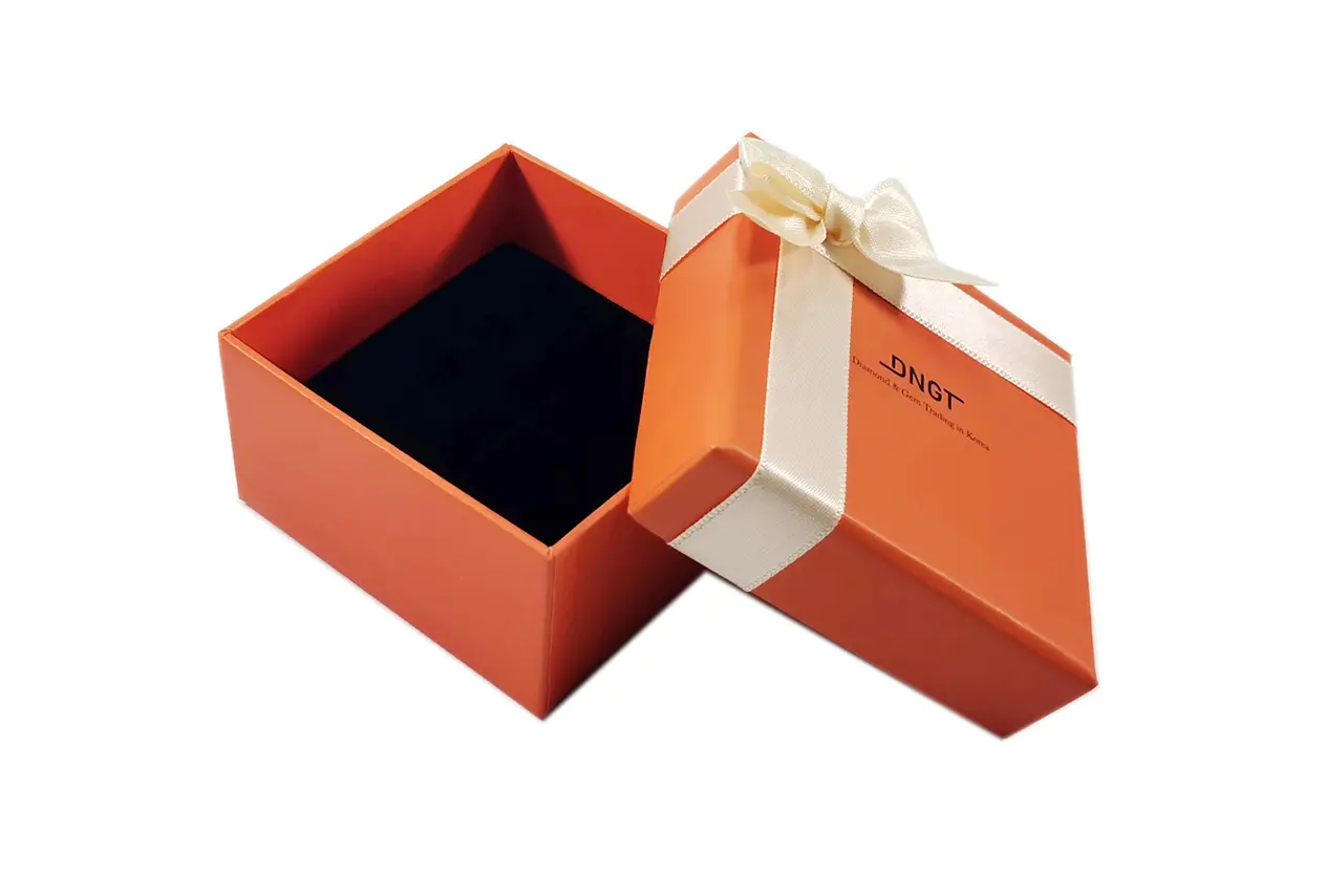Custom rigid ring boxes for engagement and wedding jewelry